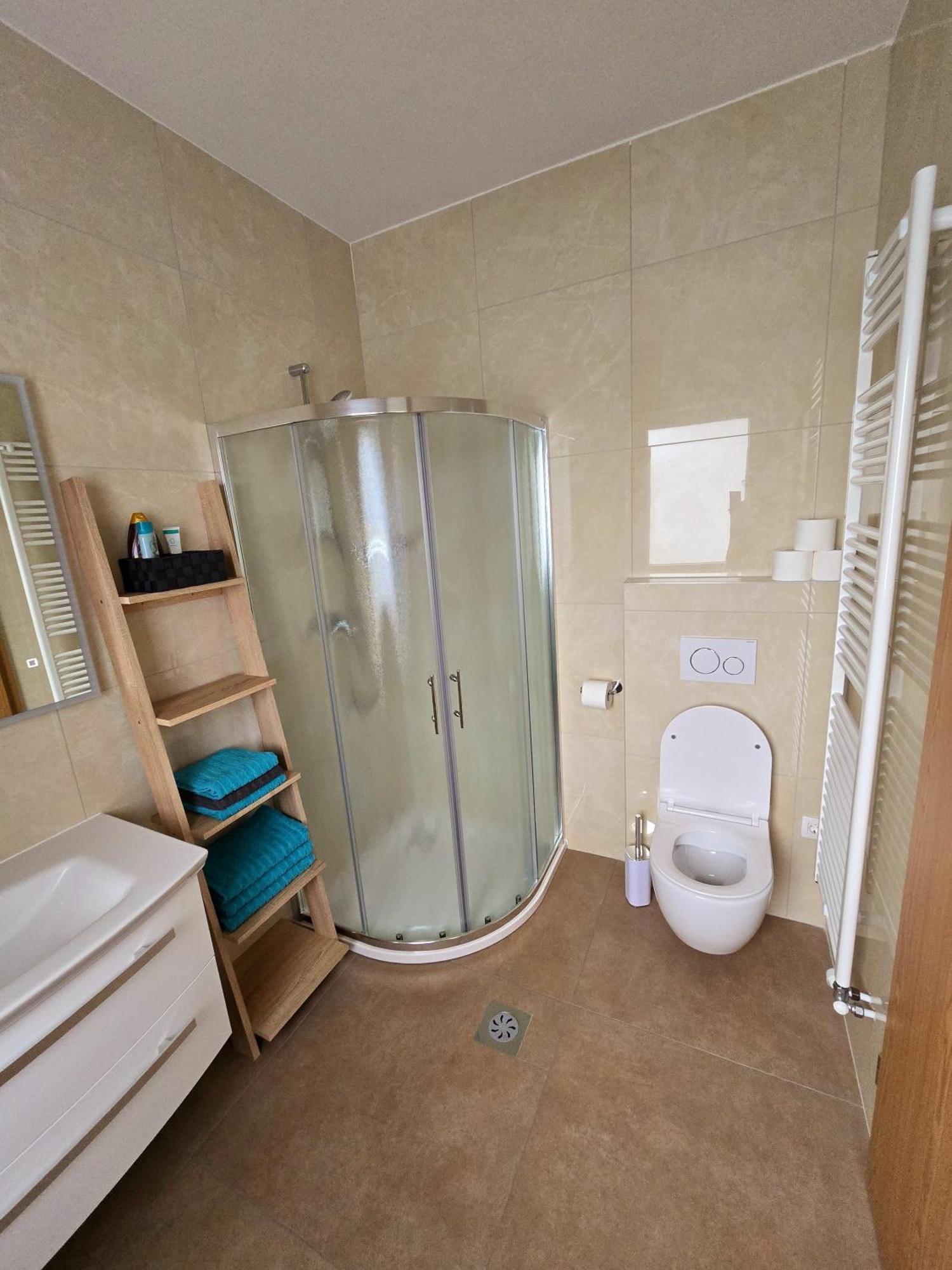 Guest House Kocanija Ilirska Bistrica Exterior photo